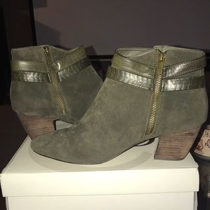 Brand new never worn!